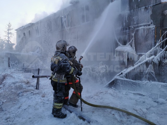 На пожаре жилого дома