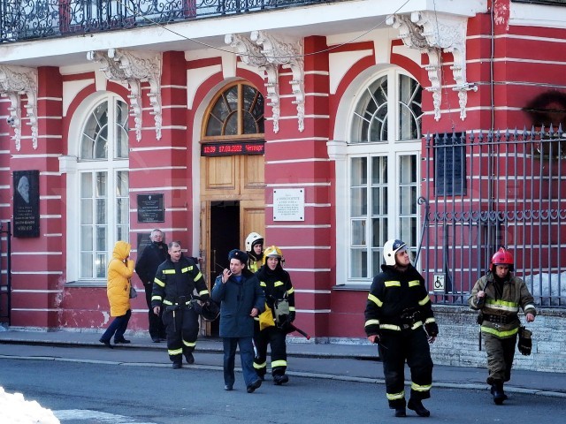 Опасность пожара устранена