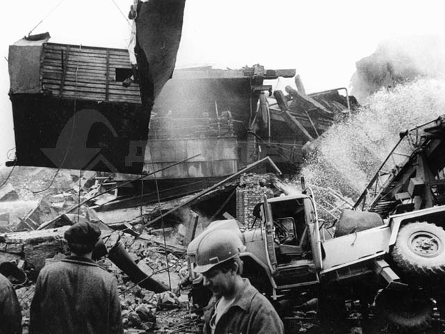1Ликвидация аварии на ОАО Бератон 1993